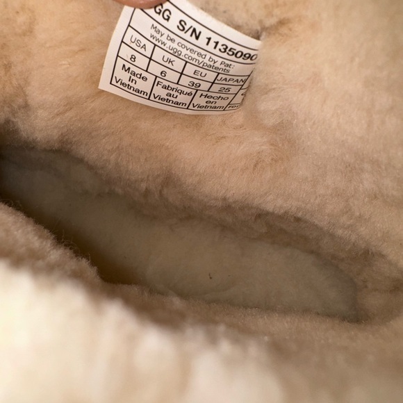 Ugg Mini Classic Logo Bootie